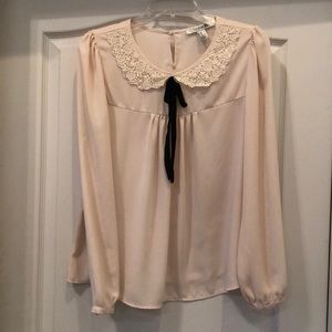 Forever 21 blush blouse